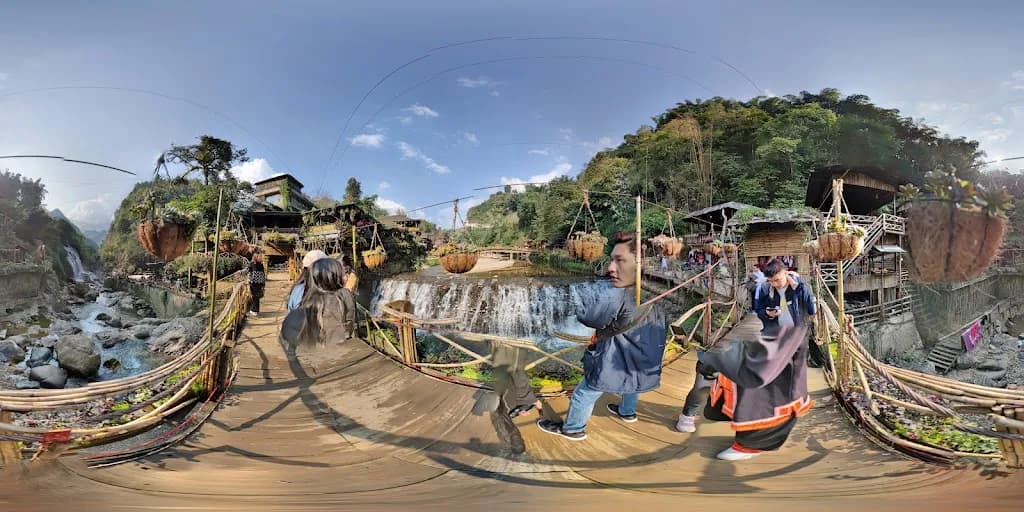 Cat Cat Tourism Village