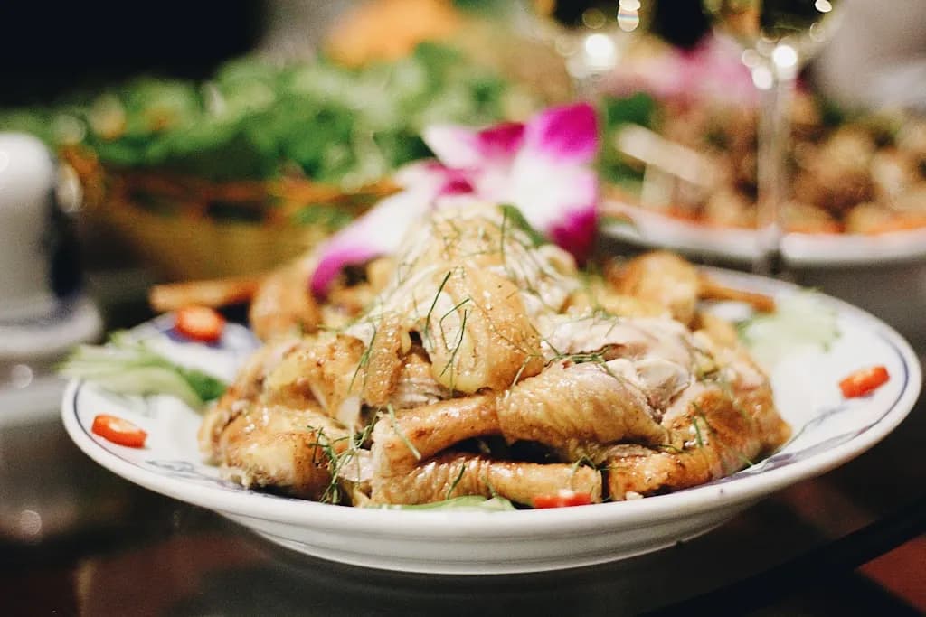 Khu du lịch Hang Múa