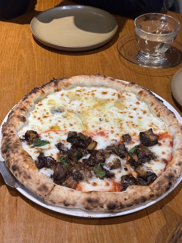 Pizza 4P's Indochina Da Nang