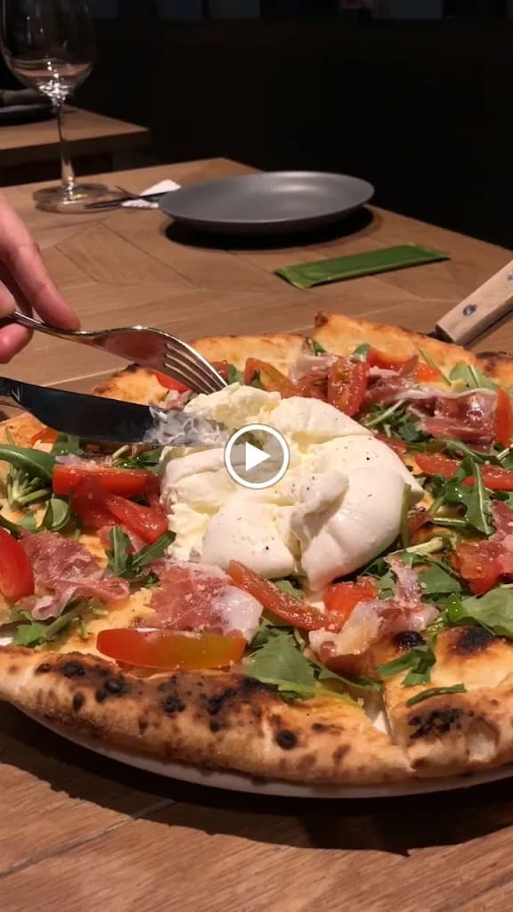 Pizza 4P's Saigon Centre
