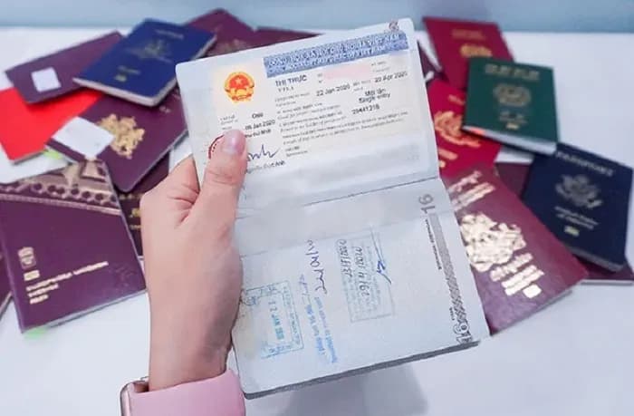 Procedures for extending Vietnam visa for foreigners 3