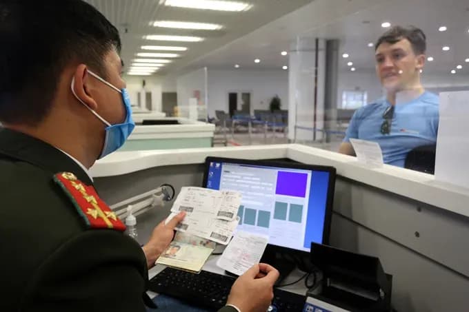 Entry procedures for foreigners to Vietnam 2