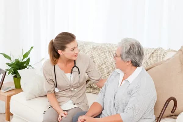 Home health care services and the role of medical assistants in Vietnam