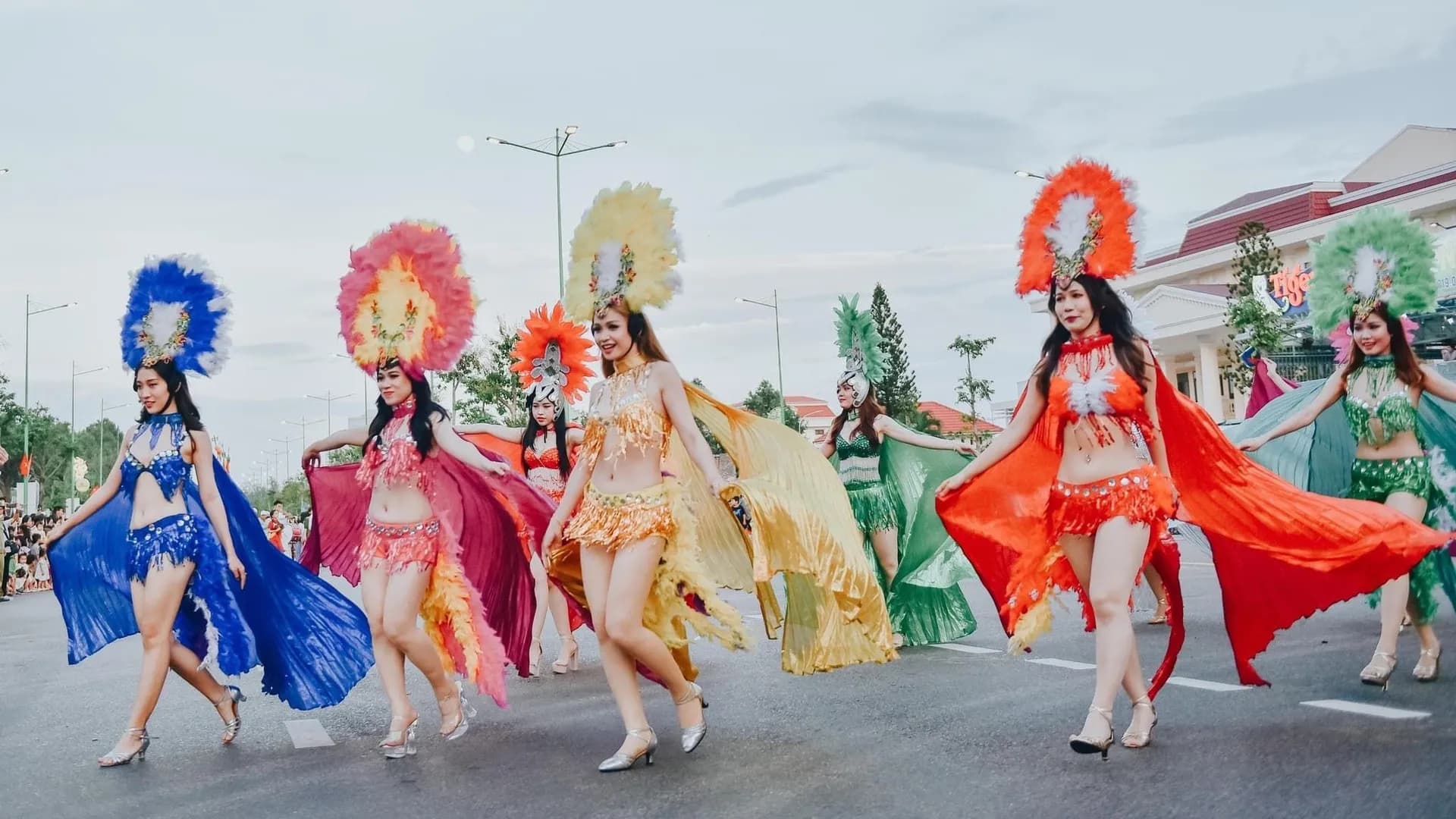 Binh Thuan 베트남 국제 공연 예술 축제에 대한 기대