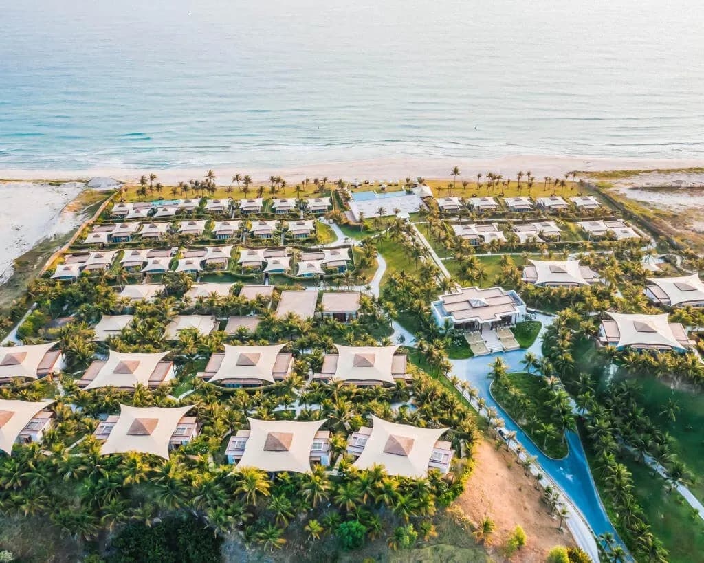 Luxurious resort in Cam Ranh, blending nature and modern comfort seamlessly.