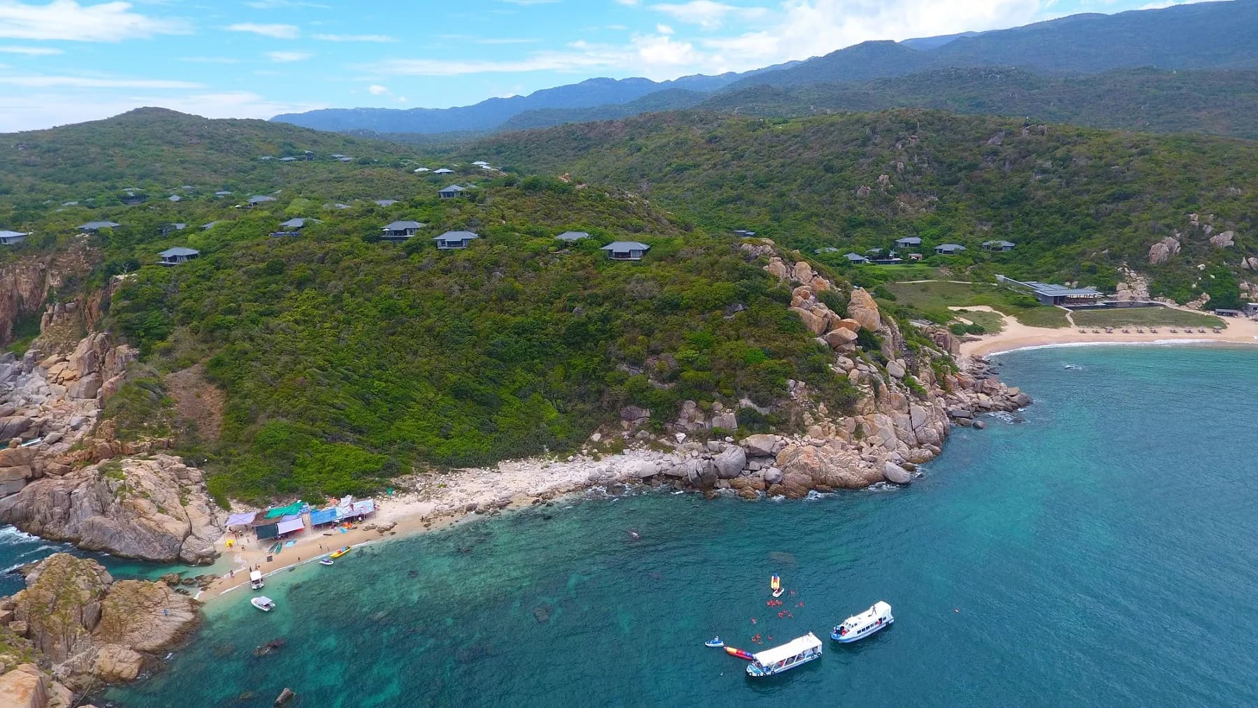 VUON-QUOC-GIA-NUI-CHUA-NINH-THUAN---KHU-DU-TRU-SINH-_Núi Chúa Ninh Thuận 3.jpg