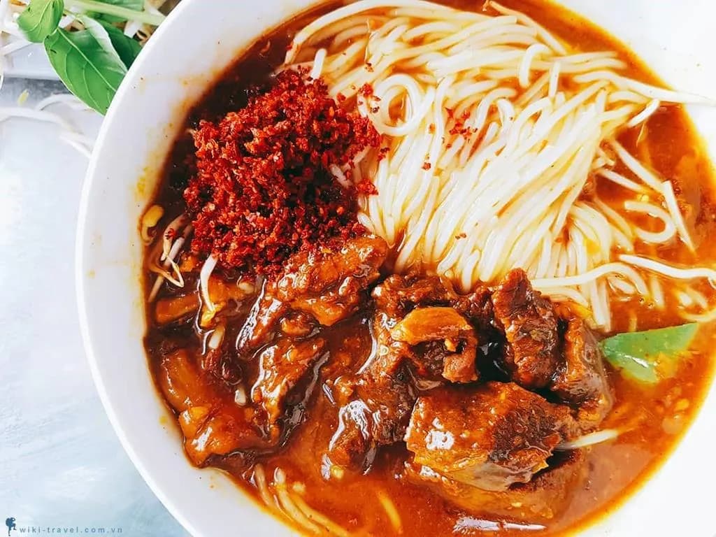 Bún bò cay đặc biệt từ vùng đất Bạc Liêu