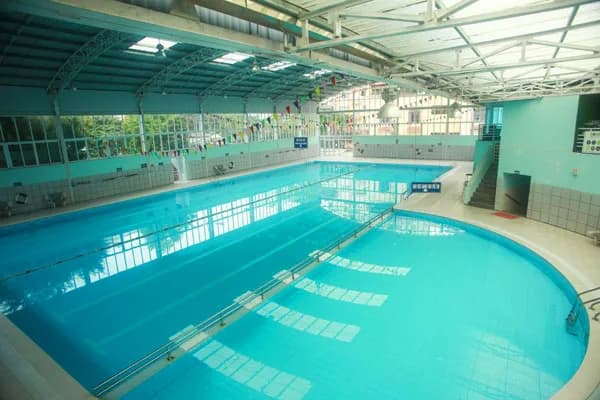 Khan Quang Do Swimming Pool