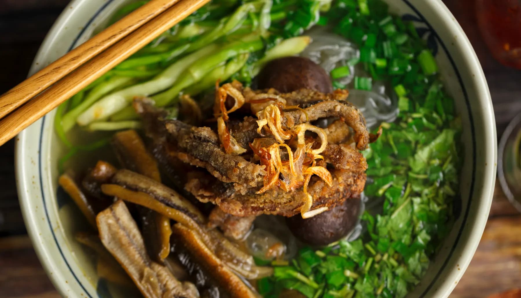 mien-luon-nghe-an-mon-ngon-cua-nguoi-viet-thanh-pho-vinh_Miến lươn Nghệ An 3.jpg