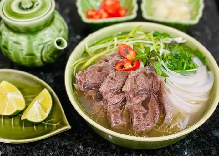 Phở bò Nam Định - Hương vị đặc trưng của quê hương Thành Nam