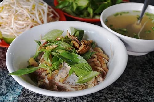 Phở 2 tô (Phở khô) – Món ngon phải thử khi ghé Gia Lai
