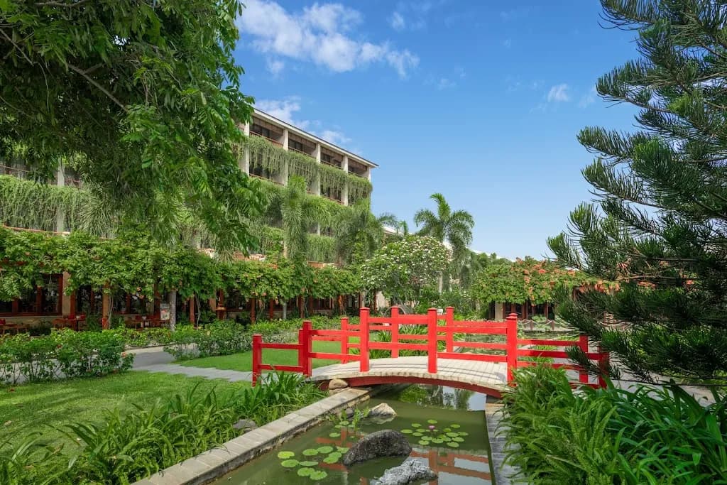 Silk Sense Hoi An River Resort
