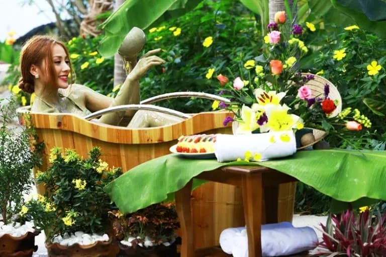 Enjoy a mud bath amidst lush nature at Phuoc Nhon.