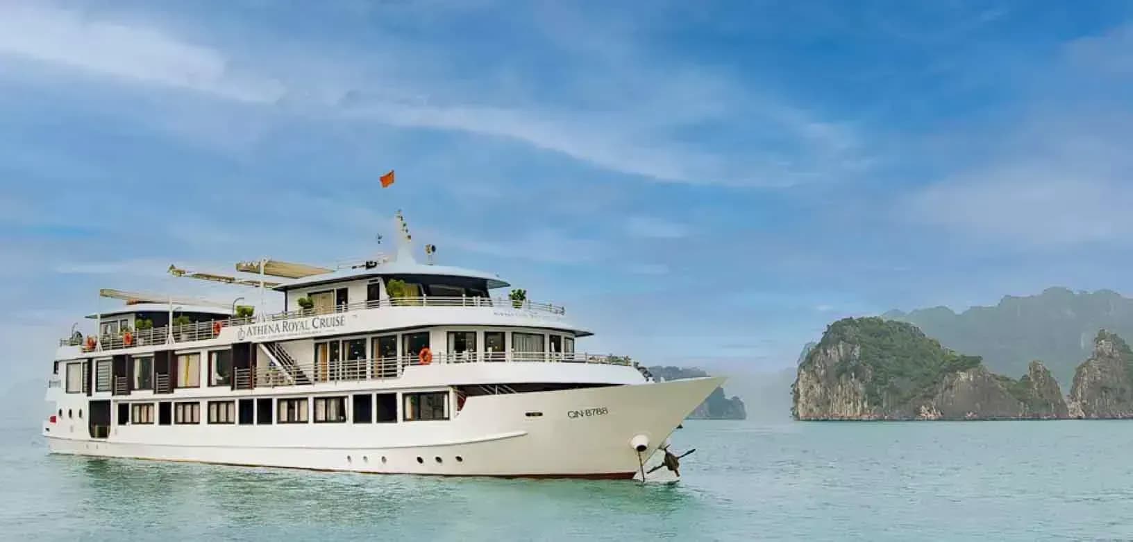 Athena Cruise의 고급스러운 여행을 경험해 Ha Long Bay의 멋진 풍경.